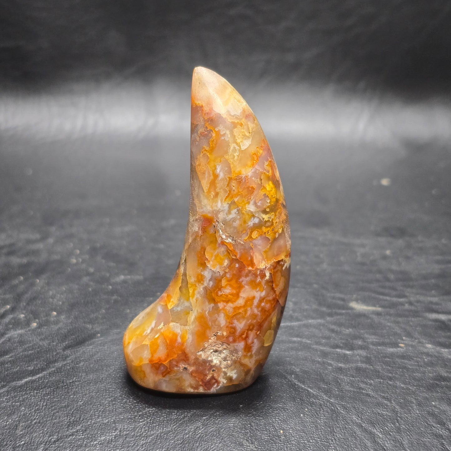Yellow Seam Agate